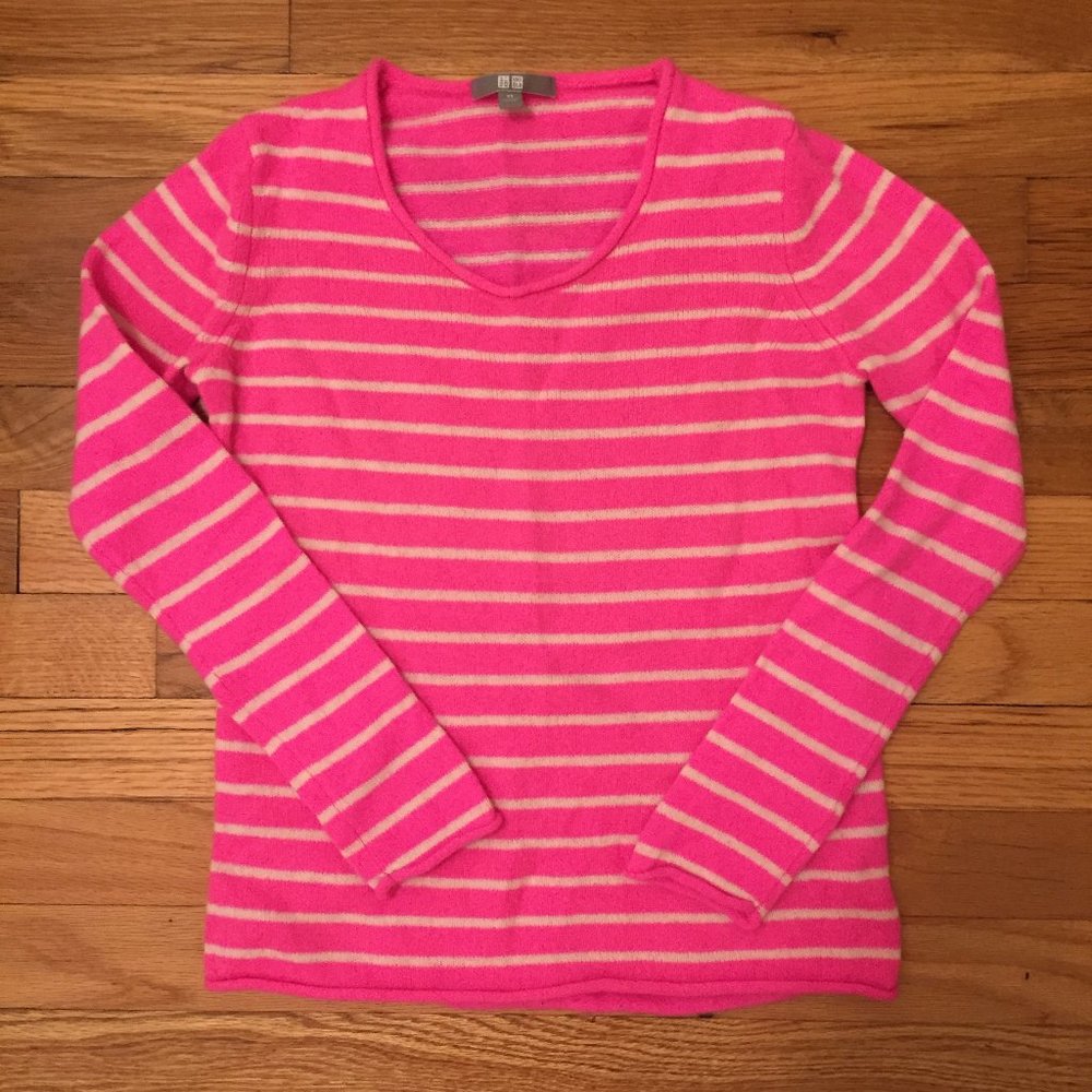 Uniqlo Cashmere striped pop pink sweater